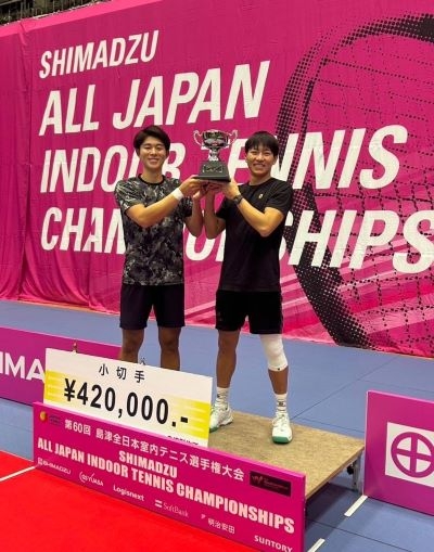 テニス部　卒業生の楠原さんが全日本室内テニス選手権大会で優勝!