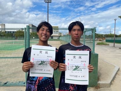 ​ソフトテニス部　県新人大会地区大会で優勝!